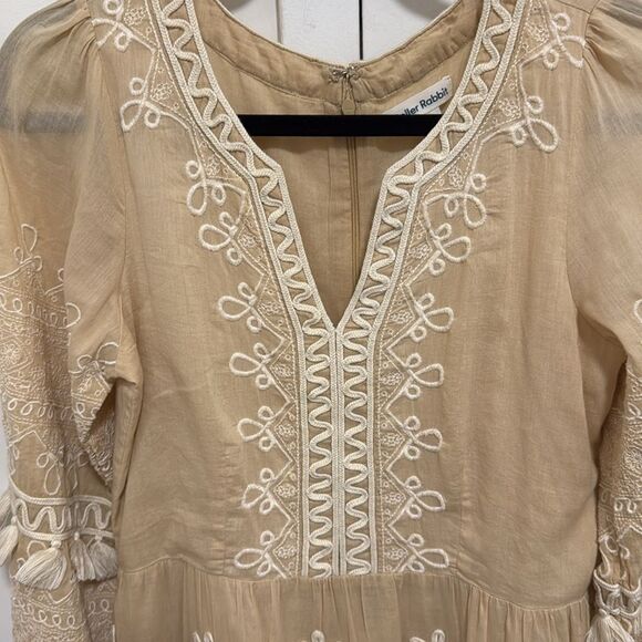 Roller Rabbit Woman’s Indera Naema Embroidered Dress. Cream/Tan. Size XS. - Picture 5 of 11